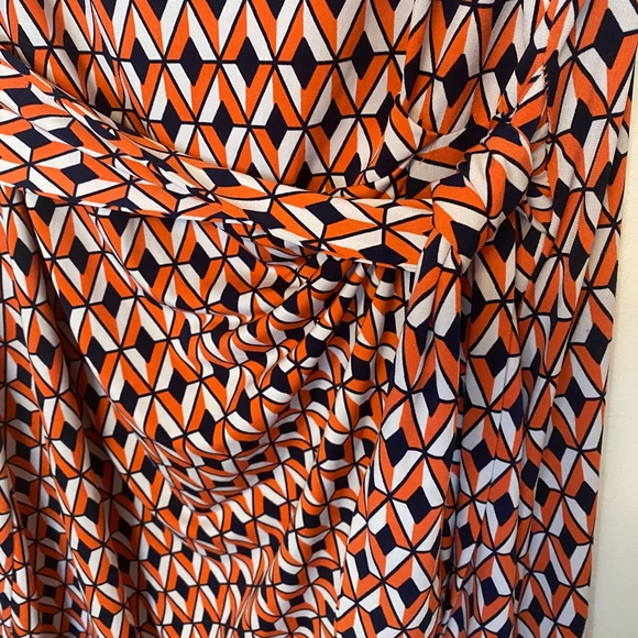 Orange geometric wrap dress size large - Picture 2 of 4